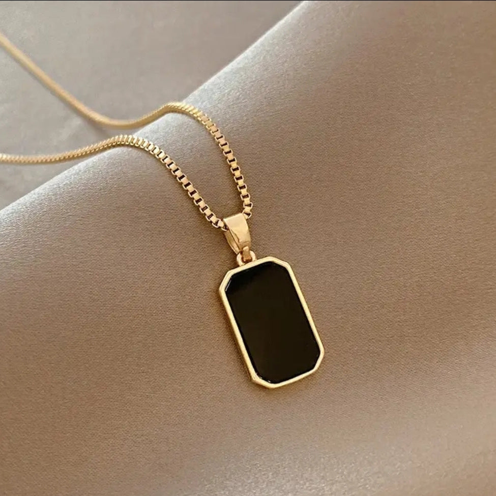 European square Chain Necklace