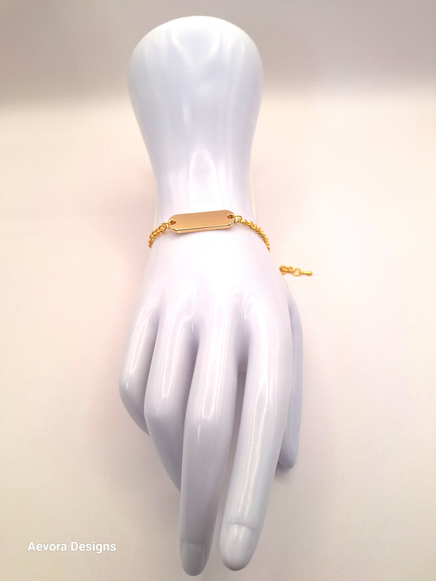 Gold-Plated one word  bracelet