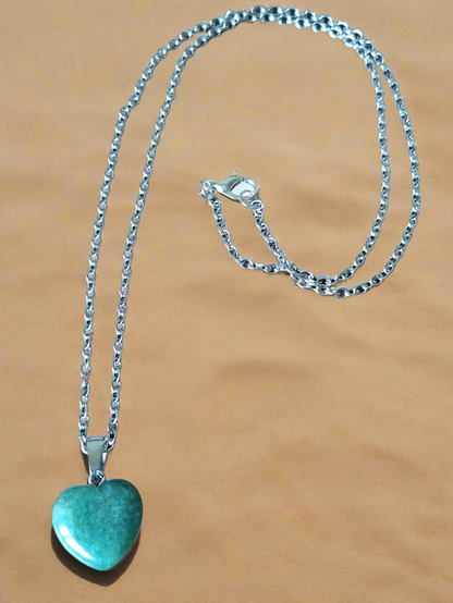 Green Stone Heart Necklace – Natural Crystal Pendant of Love & Balance NZ AU